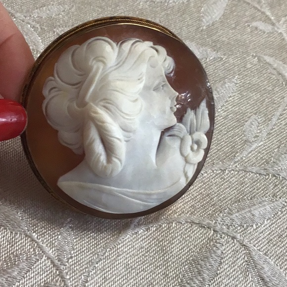Vintage Large Round Cameo Sterling - Picture 4 of 4